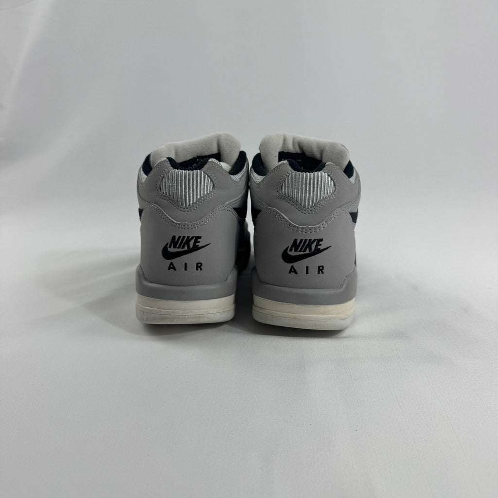Nike Air Flight 89 is a retro basketball sneaker inspired by late-80s court style. Featuring a durable leather upper,