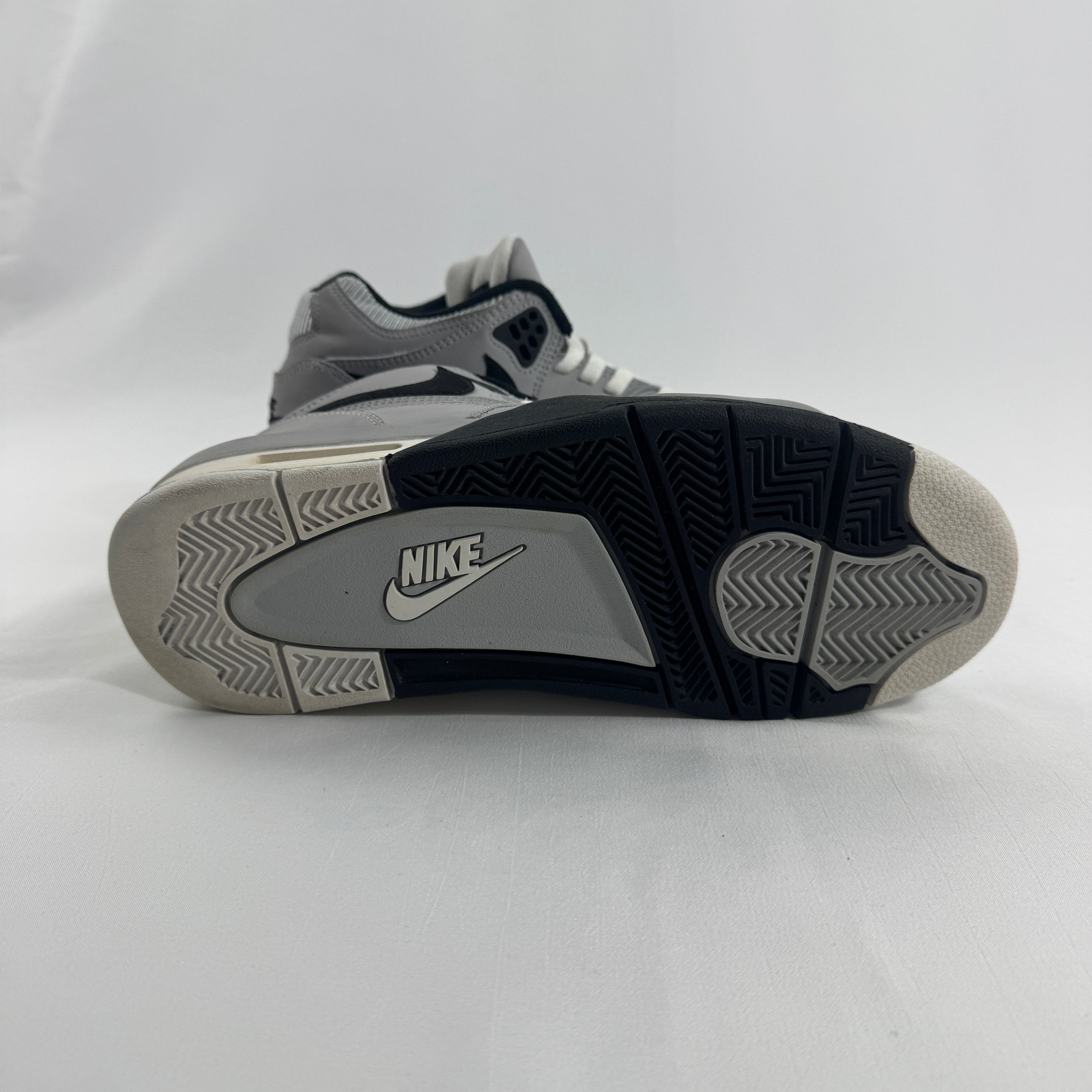 Nike Air Flight 89 is a retro basketball sneaker inspired by late-80s court style. Featuring a durable leather upper,