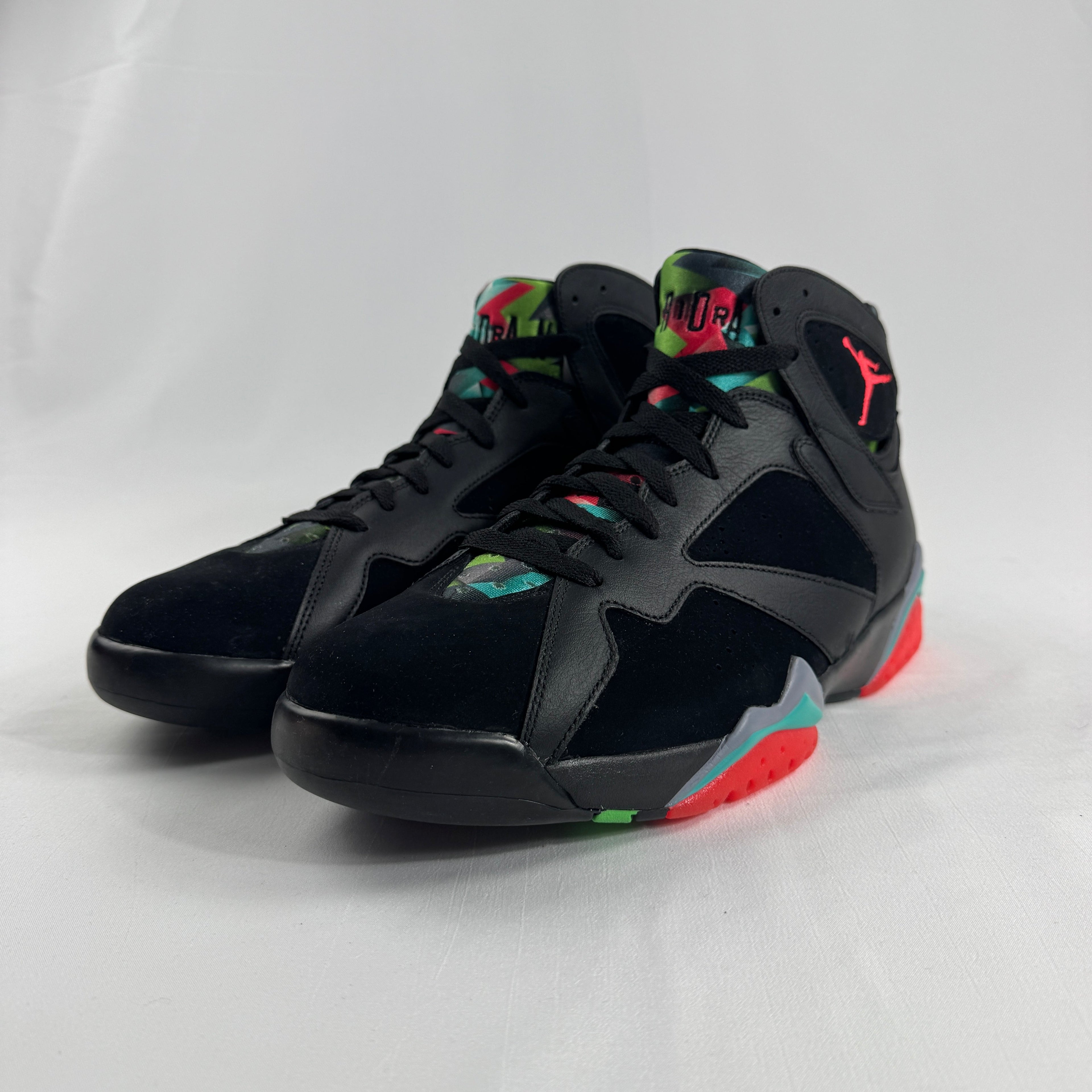 Air Jordan 7 Retro “Barcelona Nights” (30th Anniversary) is a 2015 release inspired by Michael Jordan’s 1992 Olympic “Dream