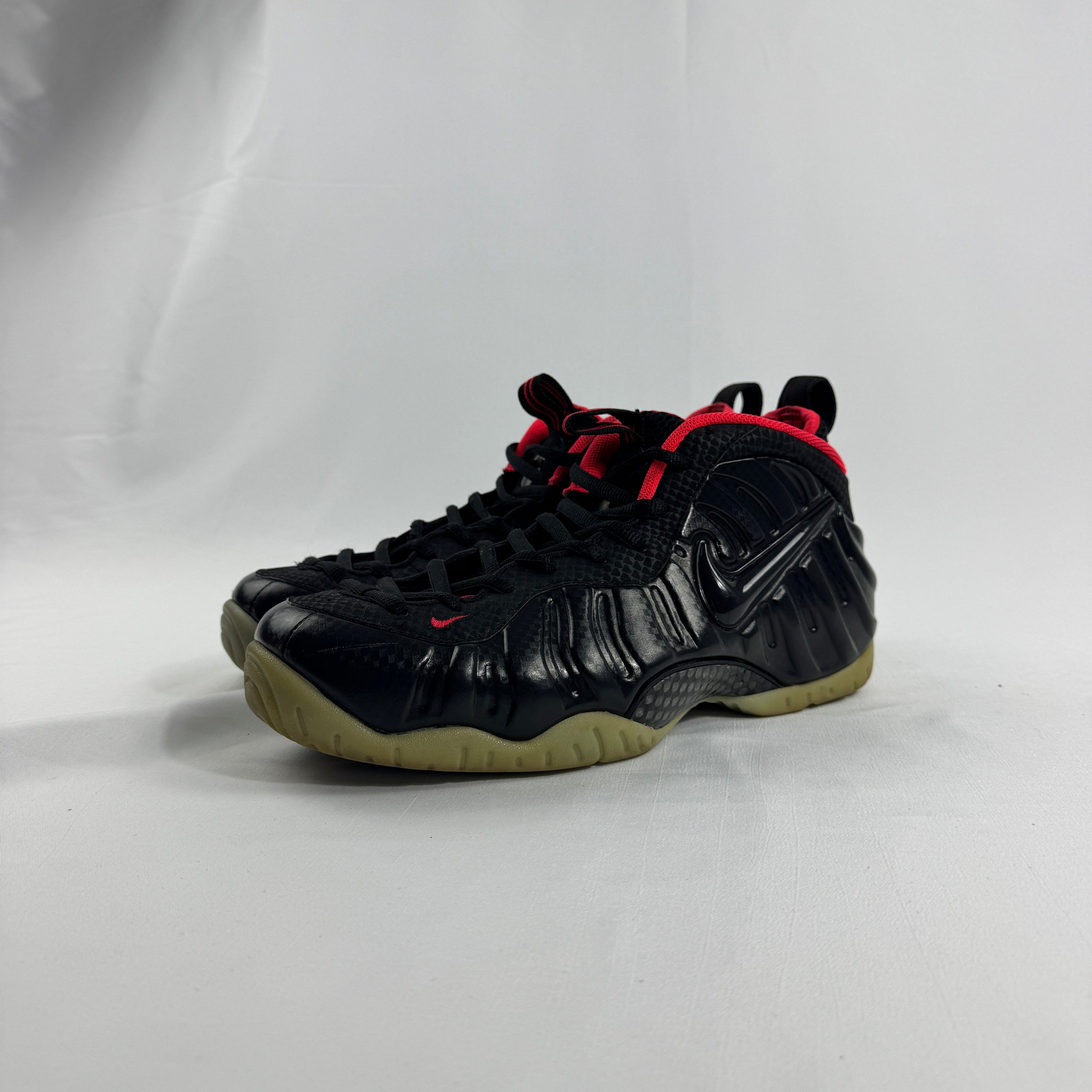 Nike Air Foamposite Pro PRM is a premium edition of the classic Foamposite Pro silhouette, known for its futuristic molded