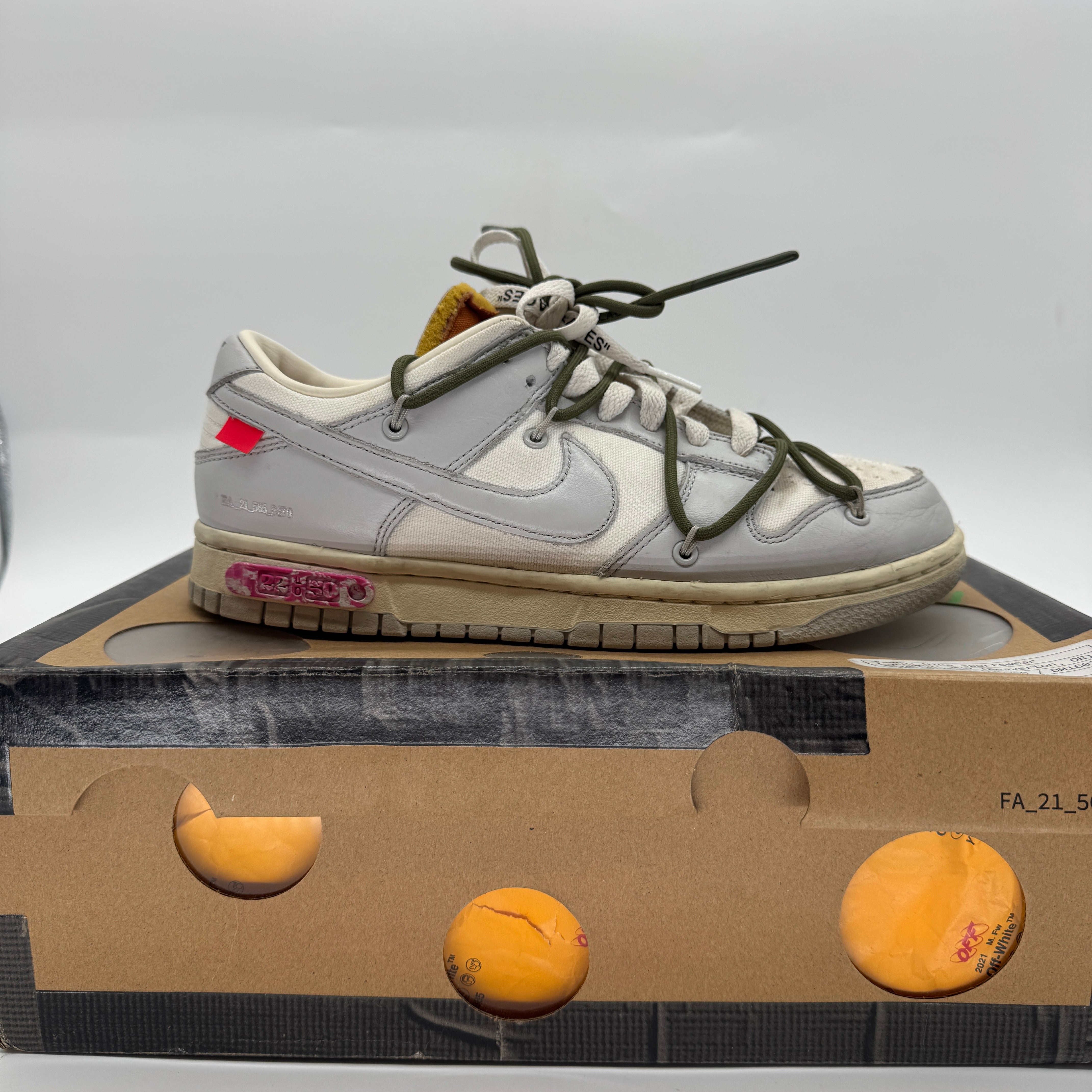 Off-White x Nike Dunk Low Lot 22 – CB Stores