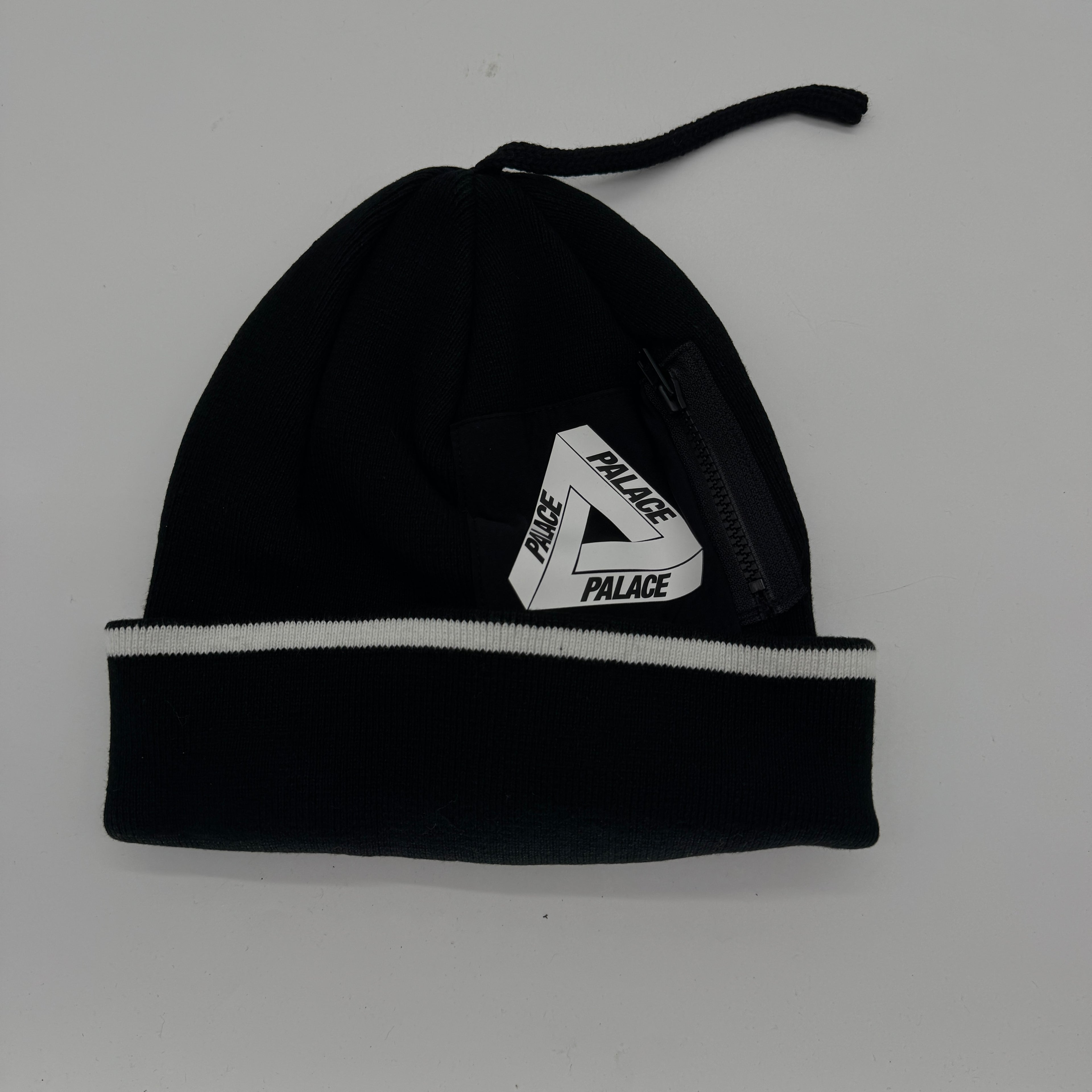 Palace 2019 Tri-Ferg Zip Pocket Beanie Black