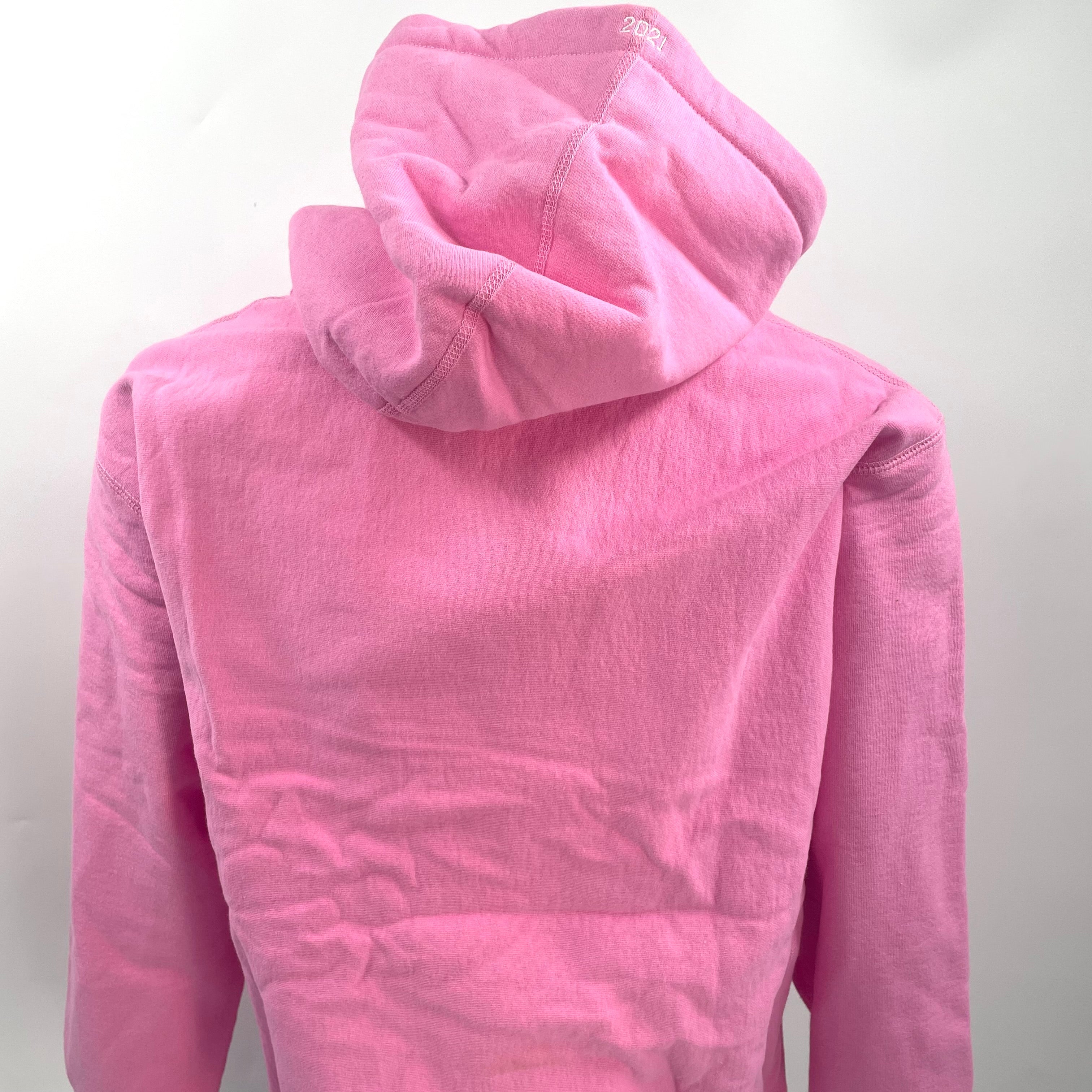Plain SUPREME box logo hoodie in pink BNWT. Size medium.