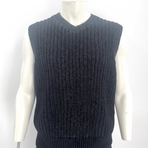 The Supreme Exquisite Chenille Knit Sweater Vest Black is a premium knit vest made from soft chenille fabric for a textured,