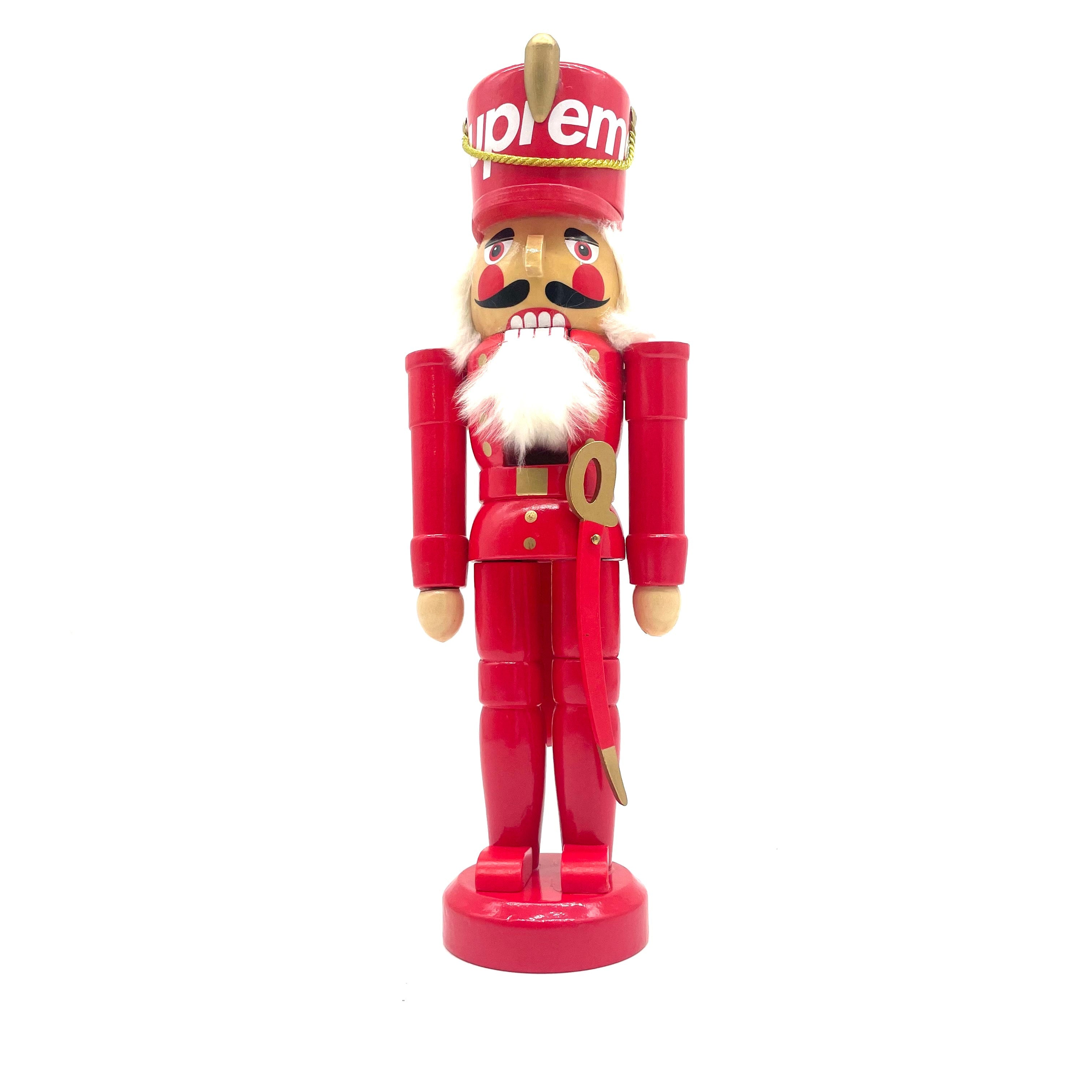 Supreme Nutcracker Accessory Red