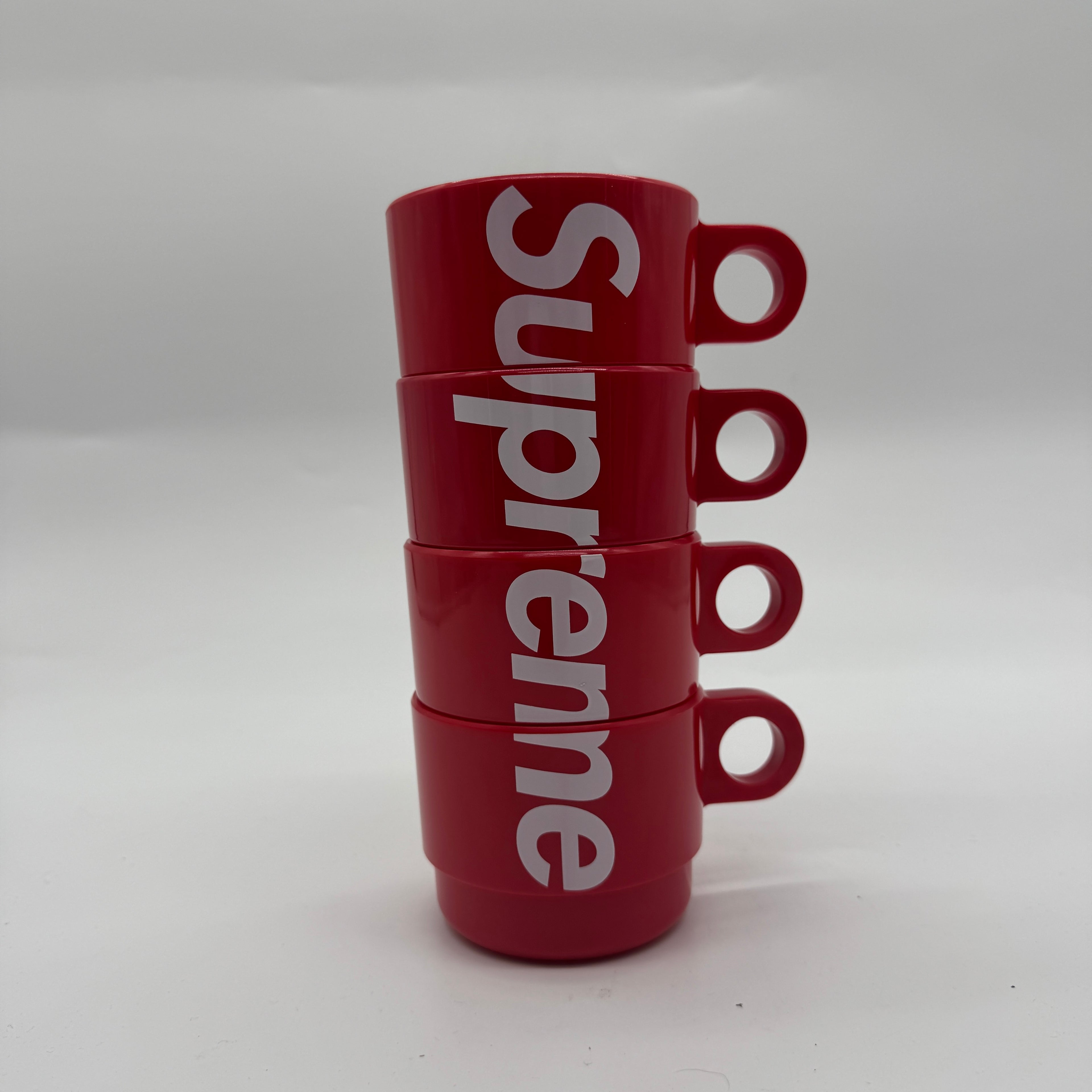 Supreme Stackable Cups