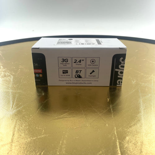 3G connectivity, 2.4-inch display, microsd support up to 32Gb, VGA camera, bluetooth, flashlight, boxed.