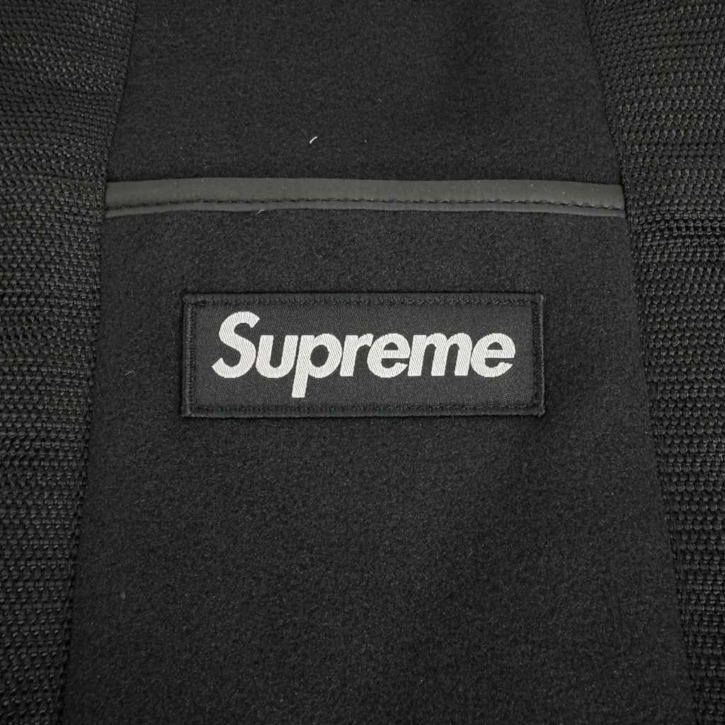 The Supreme x Polartec Tote Bag is a versatile carryall made from soft, durable Polartec fleece for a distinctive textured