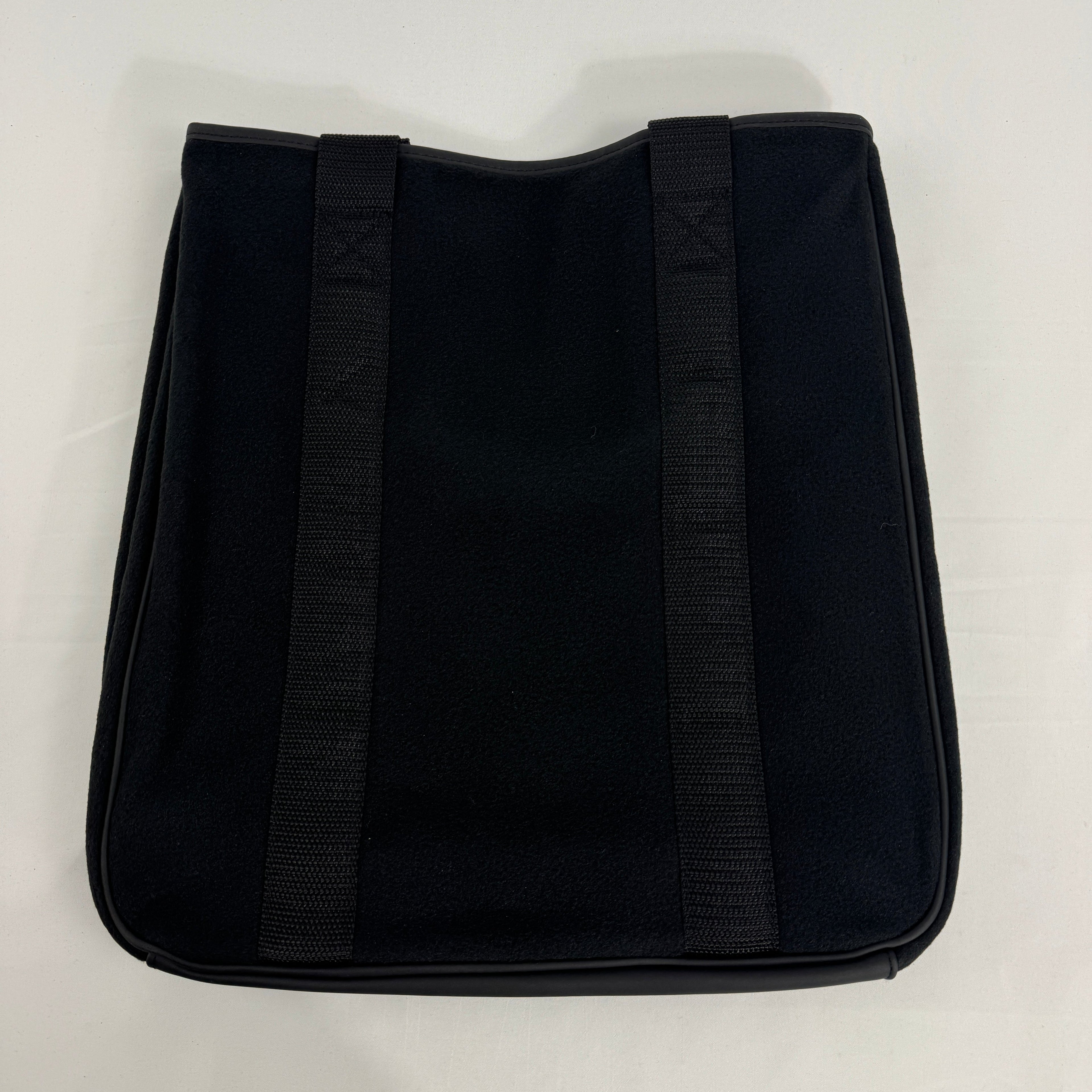 The Supreme x Polartec Tote Bag is a versatile carryall made from soft, durable Polartec fleece for a distinctive textured
