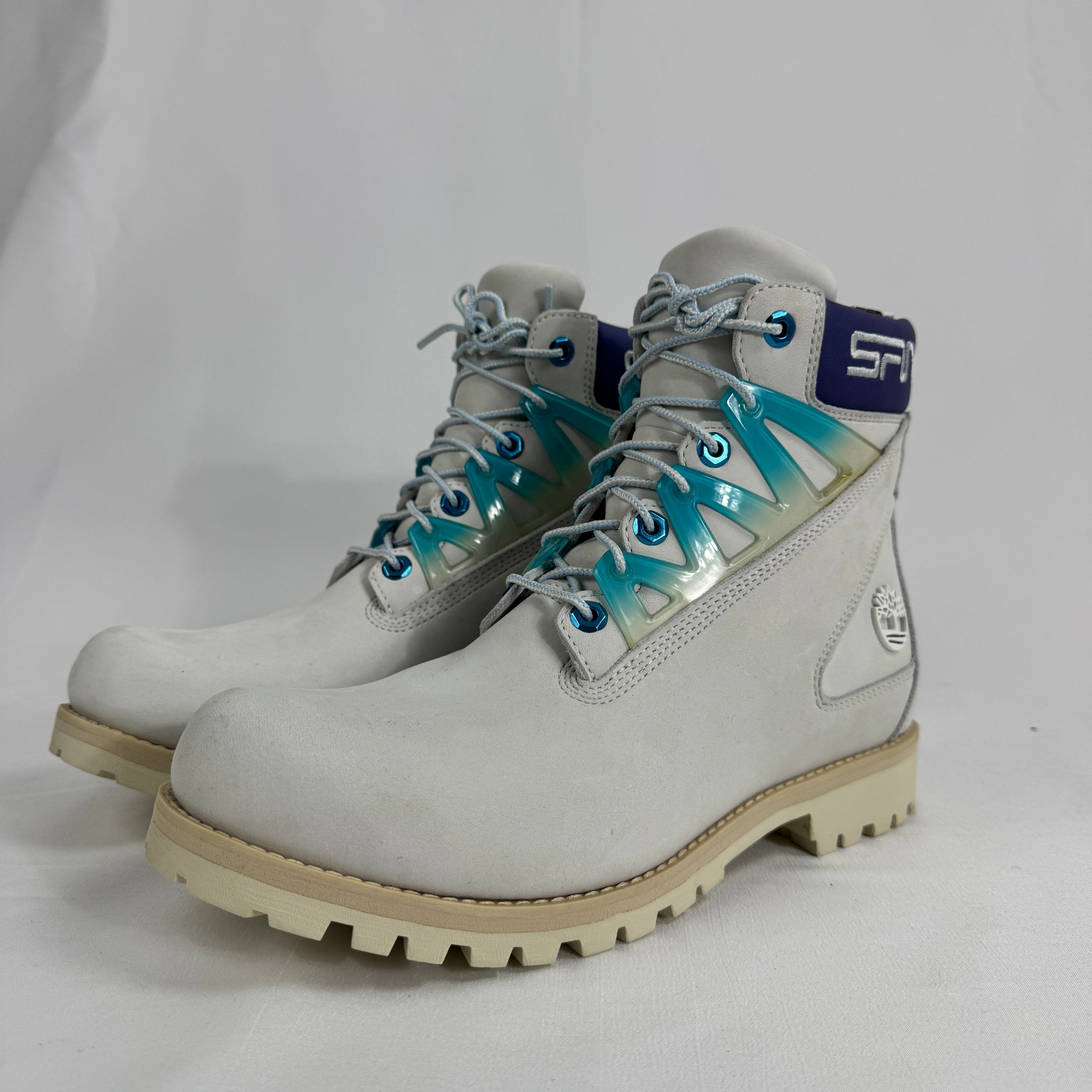 The Timberland x Sankuanz collaboration reworks the classic Timberland boot with a bold, fashion-forward twist. Built on