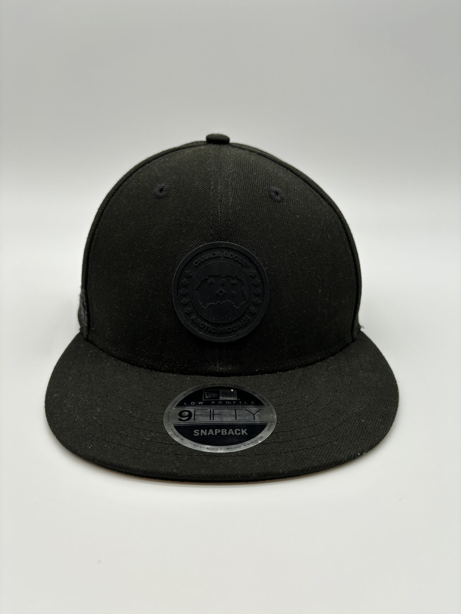 CANADA GOOSE X NEW ERA BLACK CAP – CBEStores