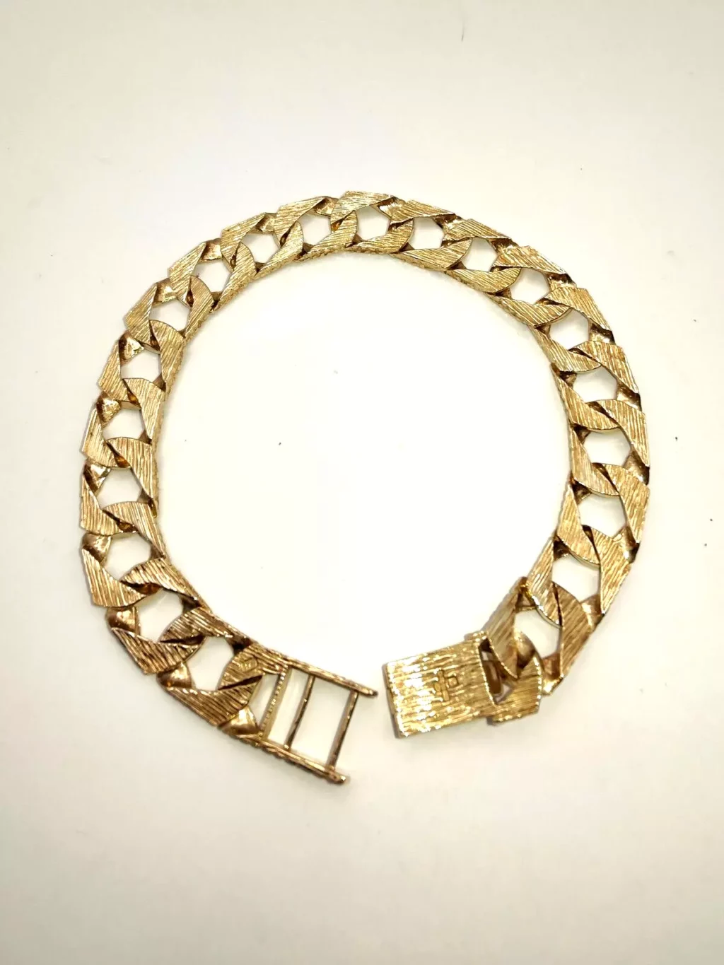 9CT YELLOW SOLID GOLD CHAPS BRACELET 8.5″ : CBEStores